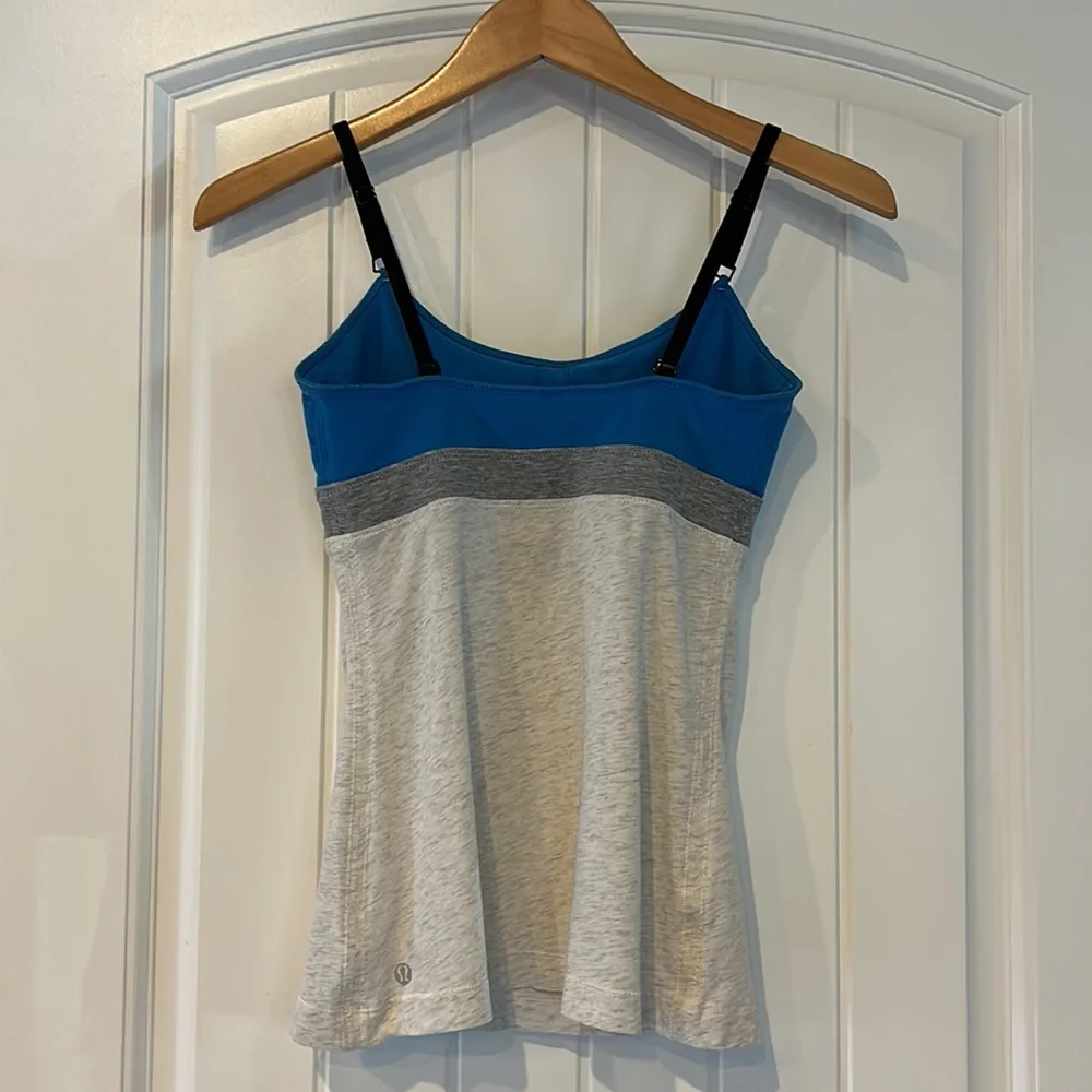 SALE ‼️- EUC Lululemon Tank Top - Picture 2 of 4